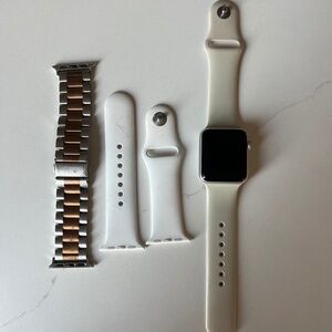Apple Watch Series 2 + 2 Extra Bands